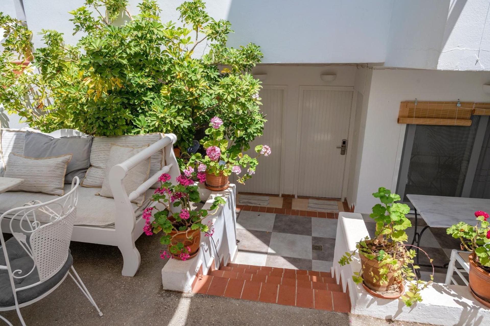 Odyssey Suites Poros Town Camera foto