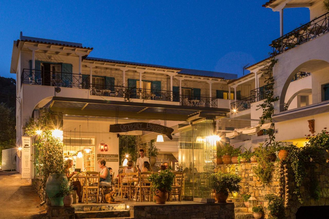 Odyssey Suites Poros Town Esterno foto